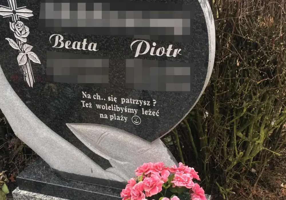 Co napisać na nagrobku? Słowa, które upamiętnią i niosą ukojenie