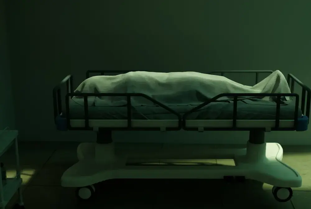 Co się dzieje z ciałem po śmierci w szpitalu? Ważne informacje