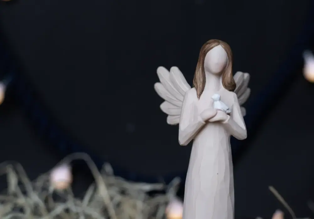 Prezenty o głębokim znaczeniu symbolicznym – jak wybrać odpowiedni upominek religijny?