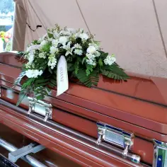 Jak sprawdzić datę pogrzebu w Kołobrzegu - ważne informacje i porady