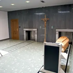 Jak wygląda kremacja w PL? Zrozum proces i uniknij nieprzyjemności