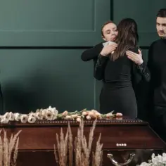 Co należy się dziecku po śmierci ojca? Prawa i świadczenia, które przysługują