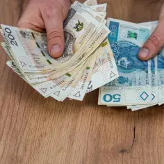 Czy pełnomocnik może wypłacić pieniądze z konta po śmierci? Sprawdź prawdę