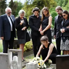 Jak odpowiedzieć na podziękowanie za udział w pogrzebie z sercem