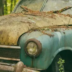 Kto dziedziczy samochód po śmierci właściciela? Sprawdź, co musisz wiedzieć