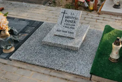 Nagrobki urnowe cena: Jak uniknąć ukrytych kosztów i wybrać mądrze?
