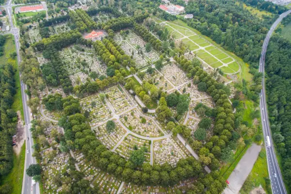 Cmentarz Centralny Gliwice: Przewodnik po historii i architekturze